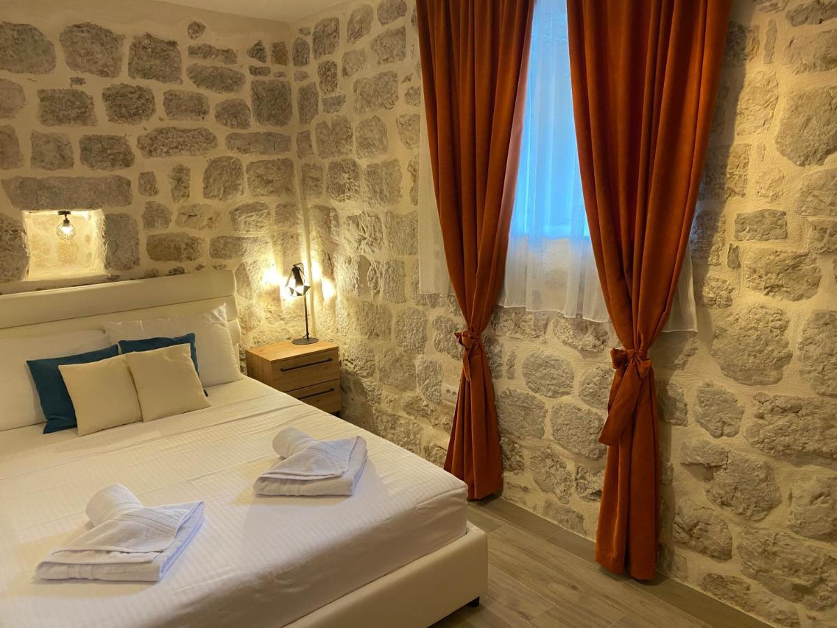 Apartment Caserma Kotor Exterior foto