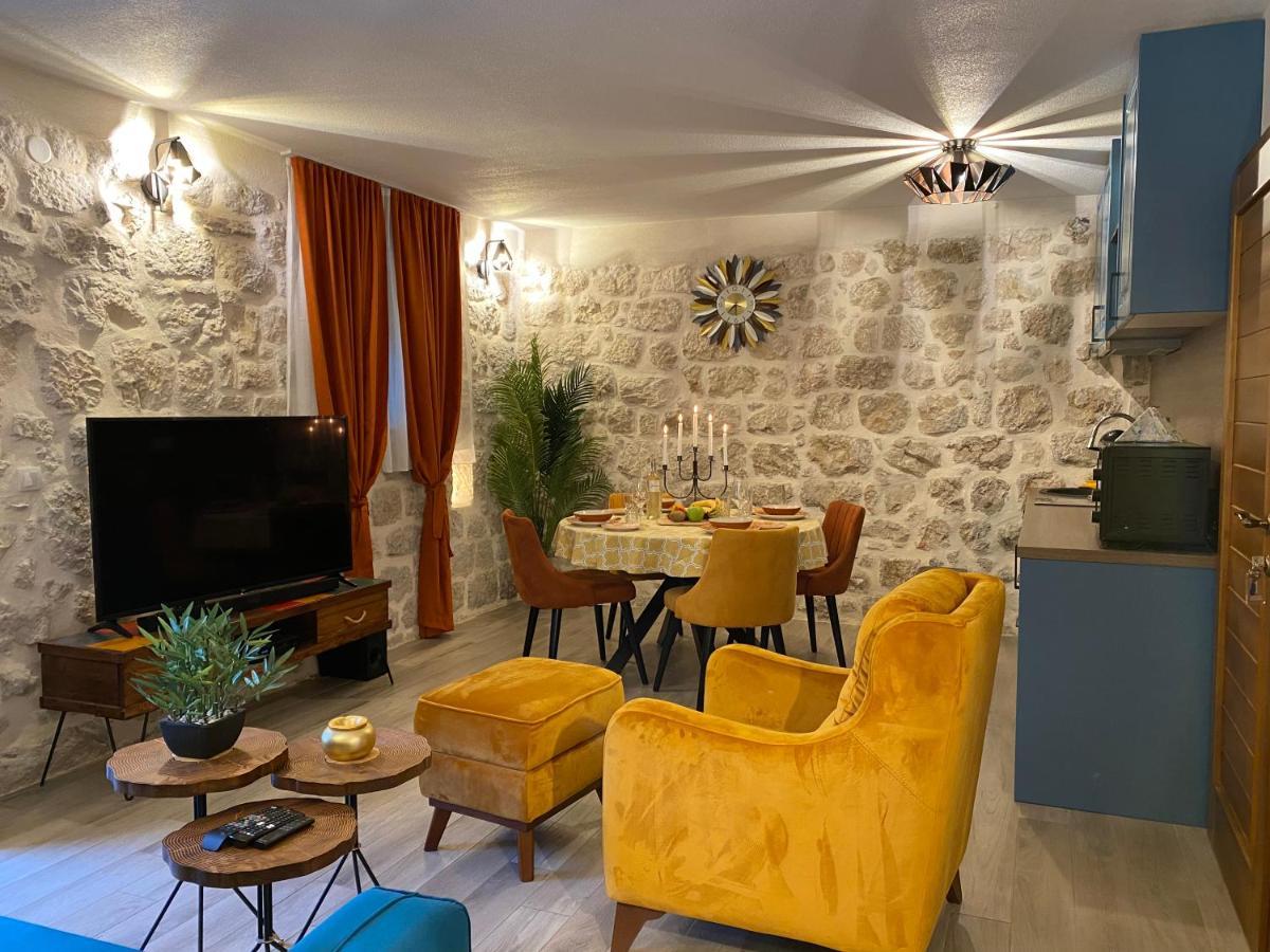 Apartment Caserma Kotor Exterior foto
