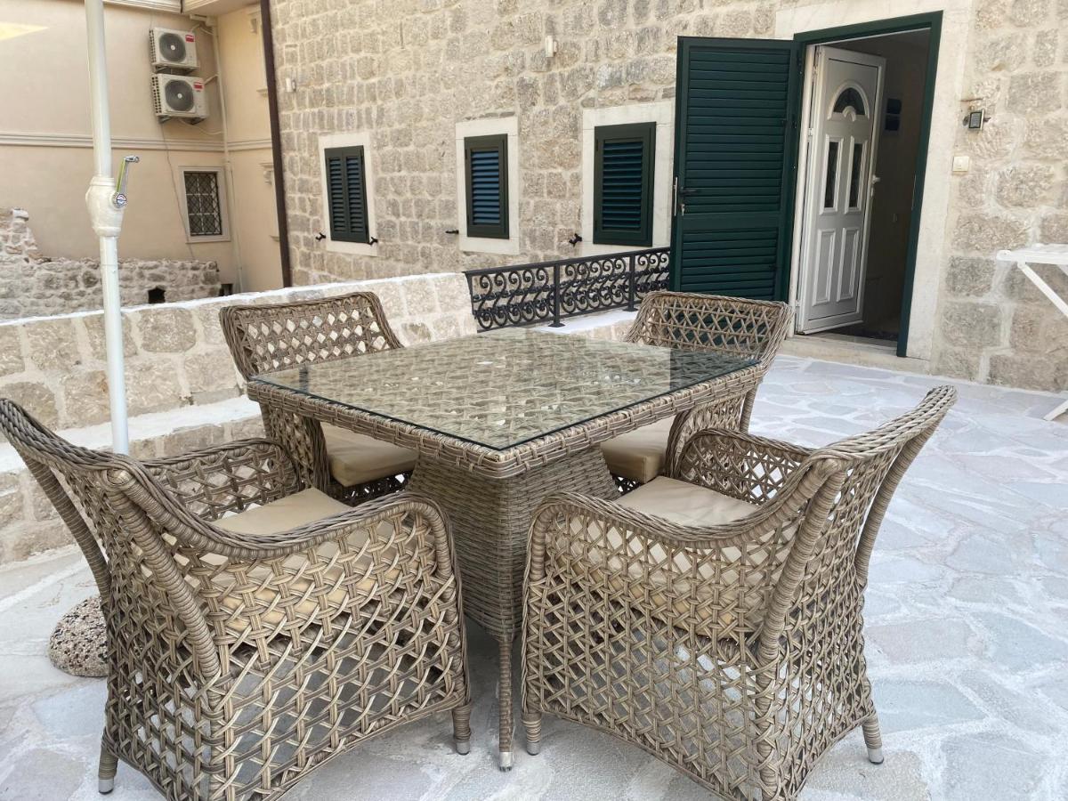 Apartment Caserma Kotor Exterior foto