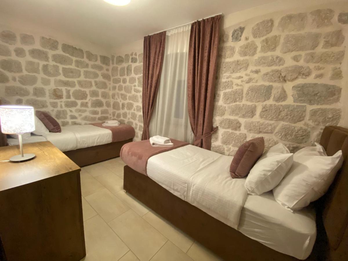 Apartment Caserma Kotor Exterior foto