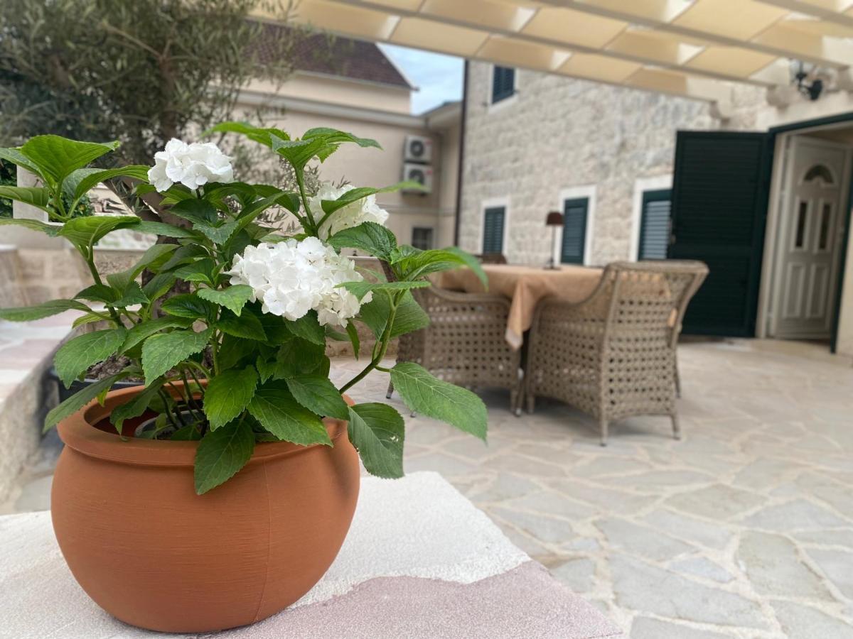 Apartment Caserma Kotor Exterior foto